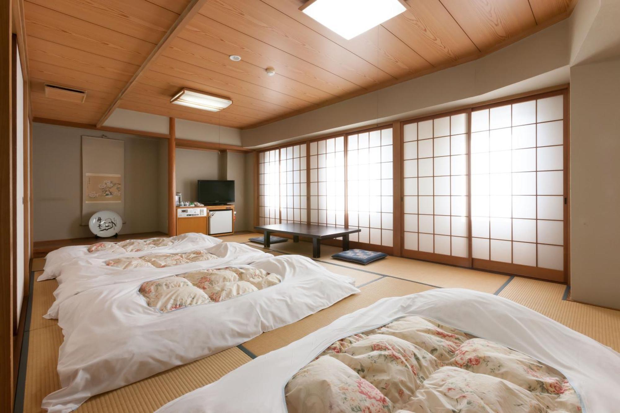 Onomichi Royal Hotel Екстер'єр фото