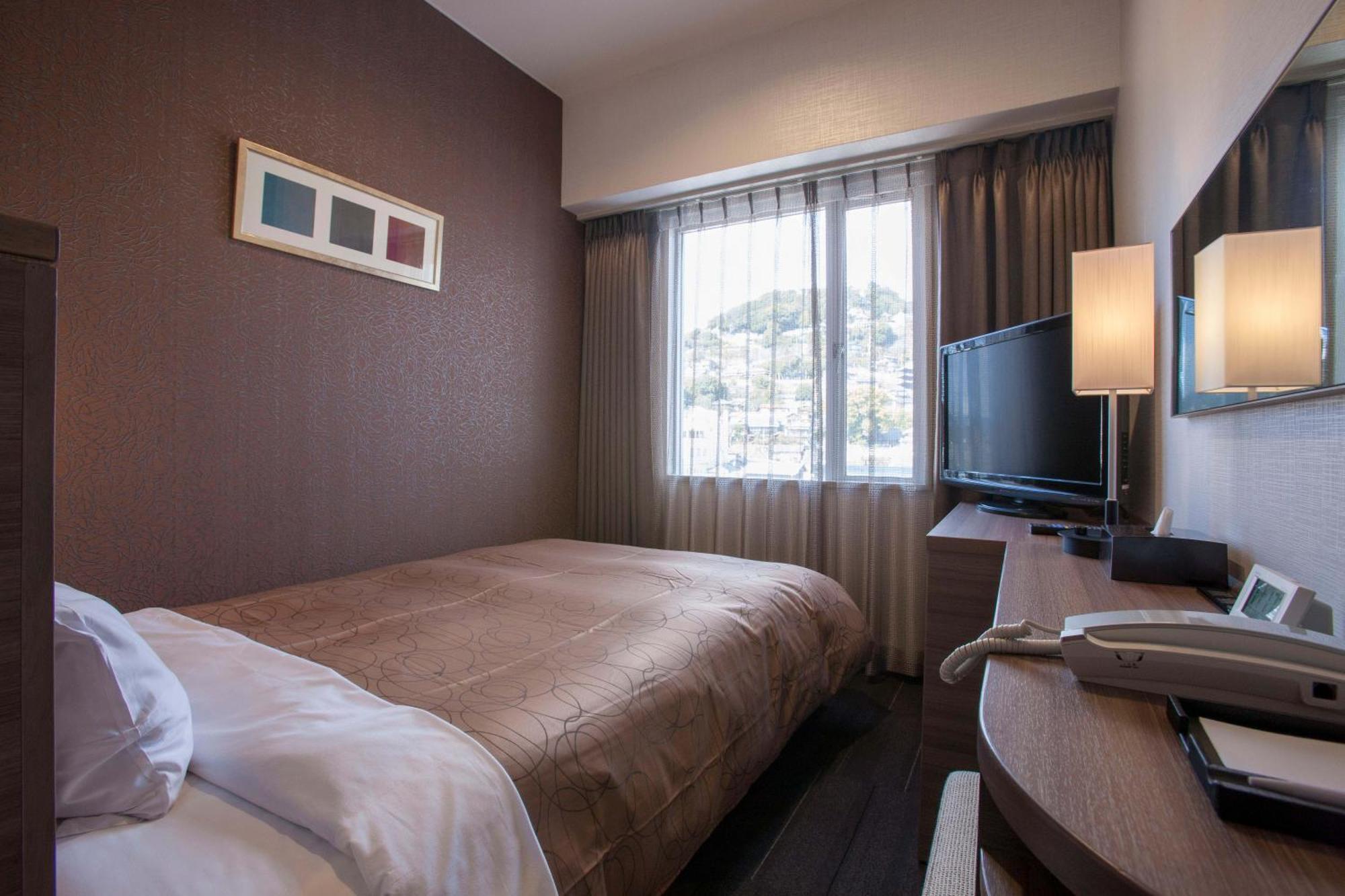 Onomichi Royal Hotel Екстер'єр фото