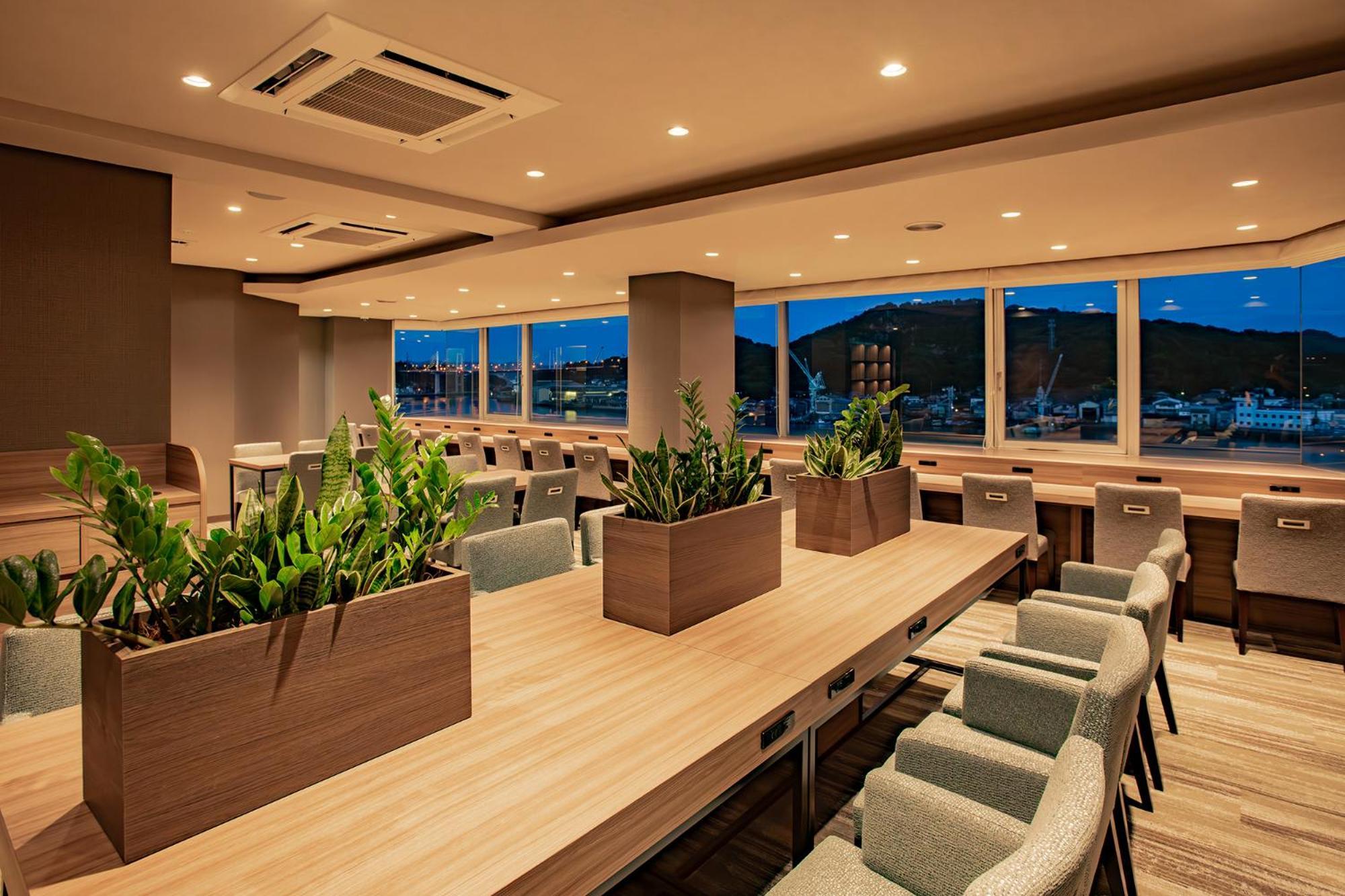 Onomichi Royal Hotel Екстер'єр фото