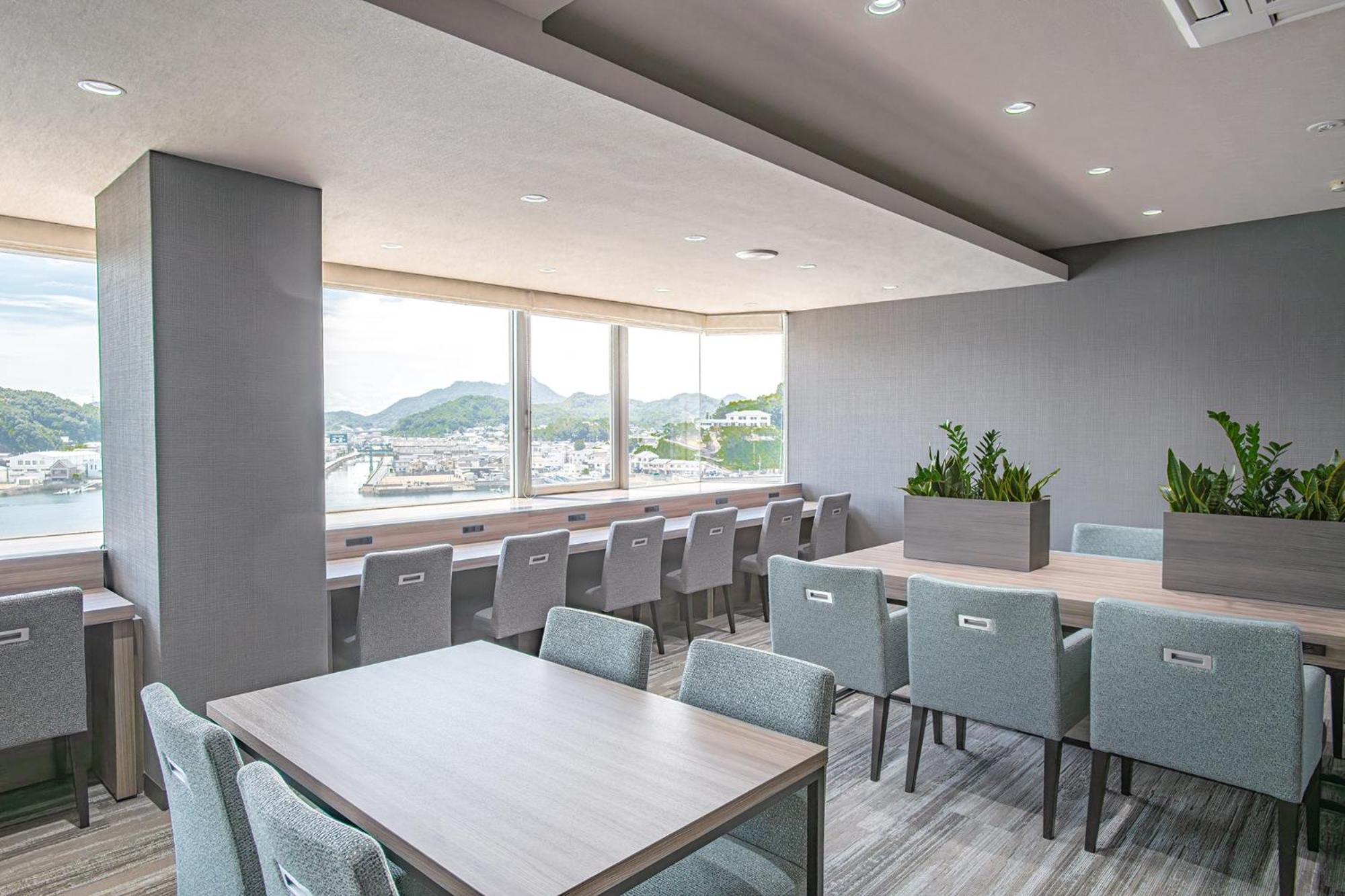 Onomichi Royal Hotel Екстер'єр фото