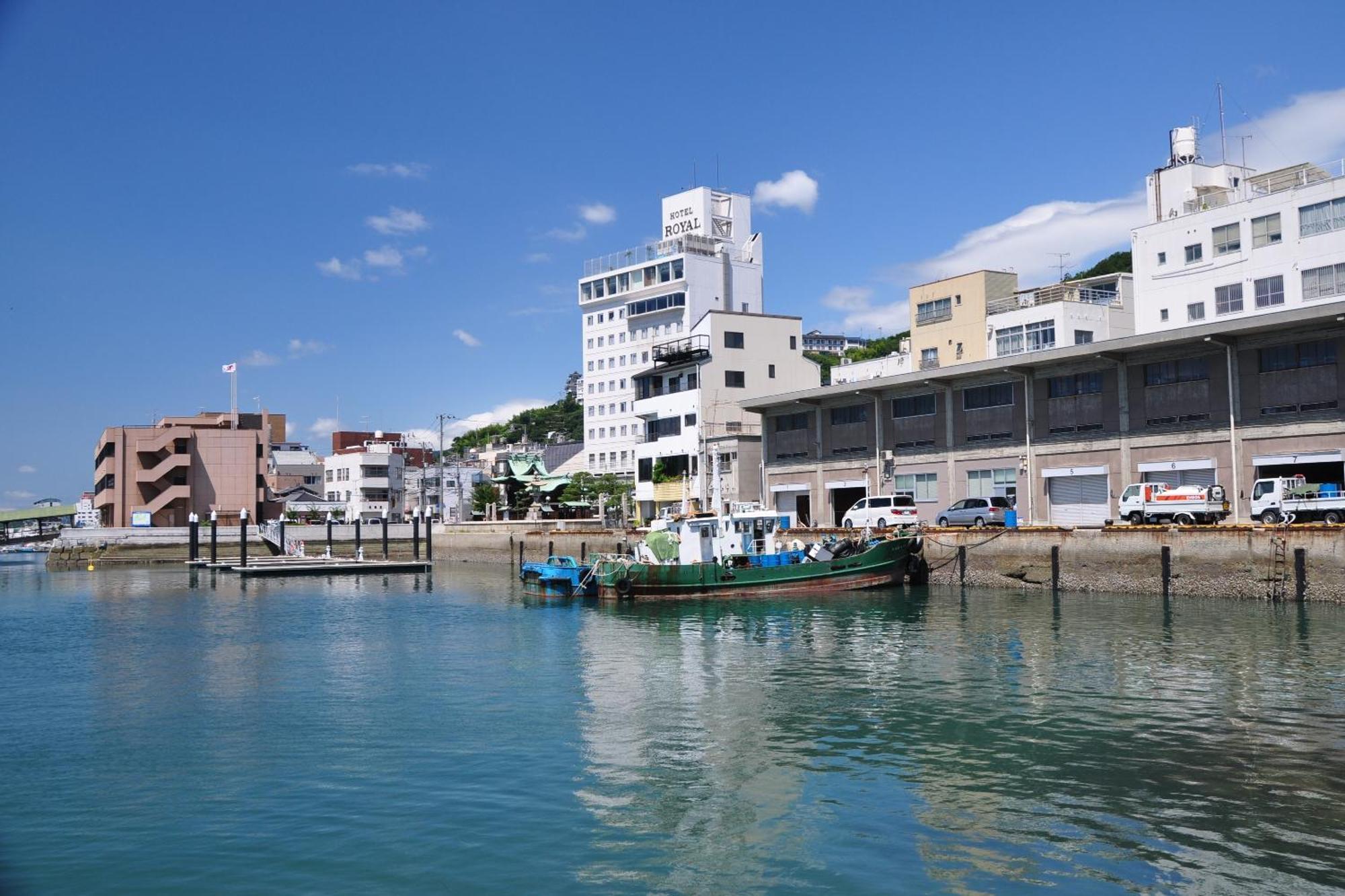 Onomichi Royal Hotel Екстер'єр фото