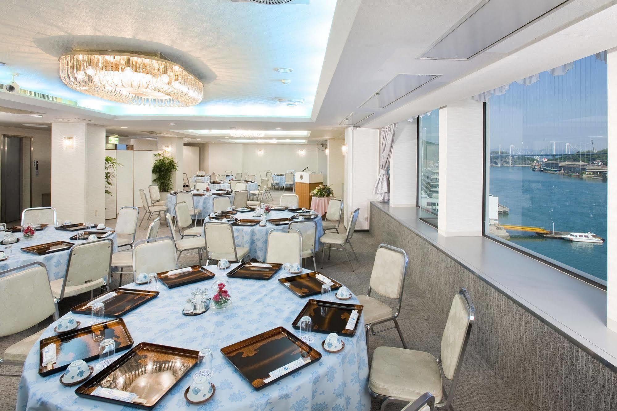Onomichi Royal Hotel Екстер'єр фото